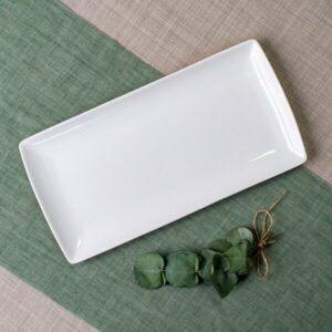 Assiette rectangulaire en porcelaine ARP