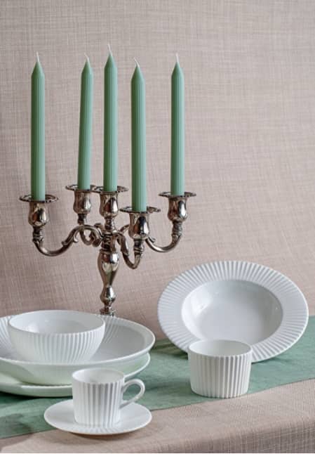 vaisselle et chandeliers vaisselle et chandeliers